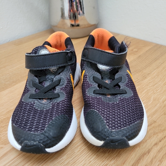 Youth Nike Renew Run size 12.5C - Picture 3 of 9